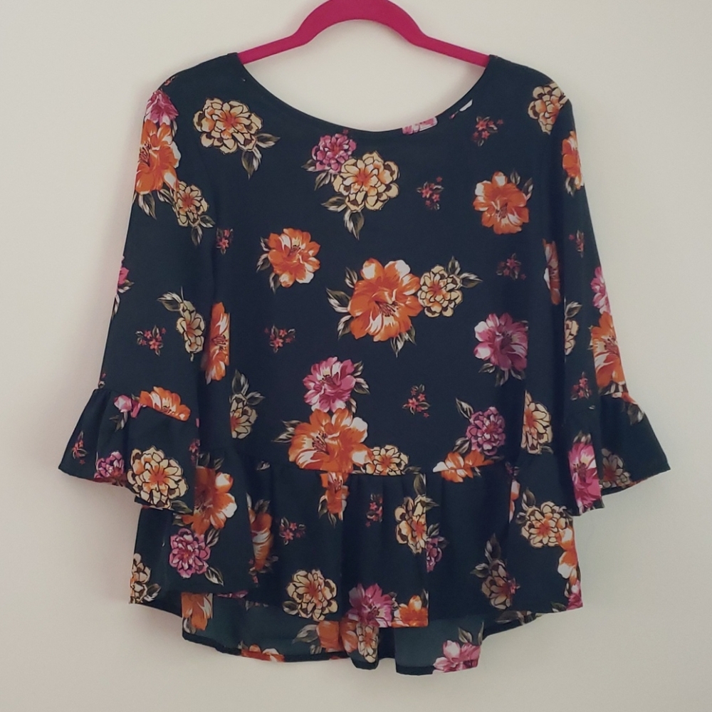 One ❤ Clothing Top